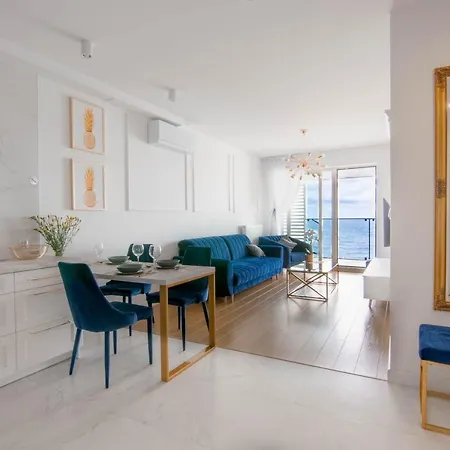 Apartament Sailor Z Widokiem Na Morze - Nadmorski Luksus Ustronie Morskie Exterior photo